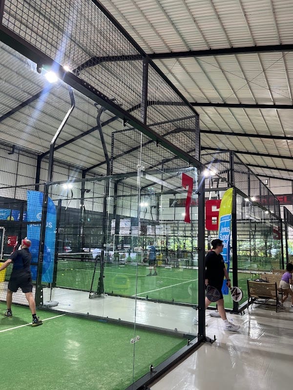 Smash Padel Simatupang