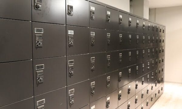 パデル＆フットサル 晴れのち晴れ