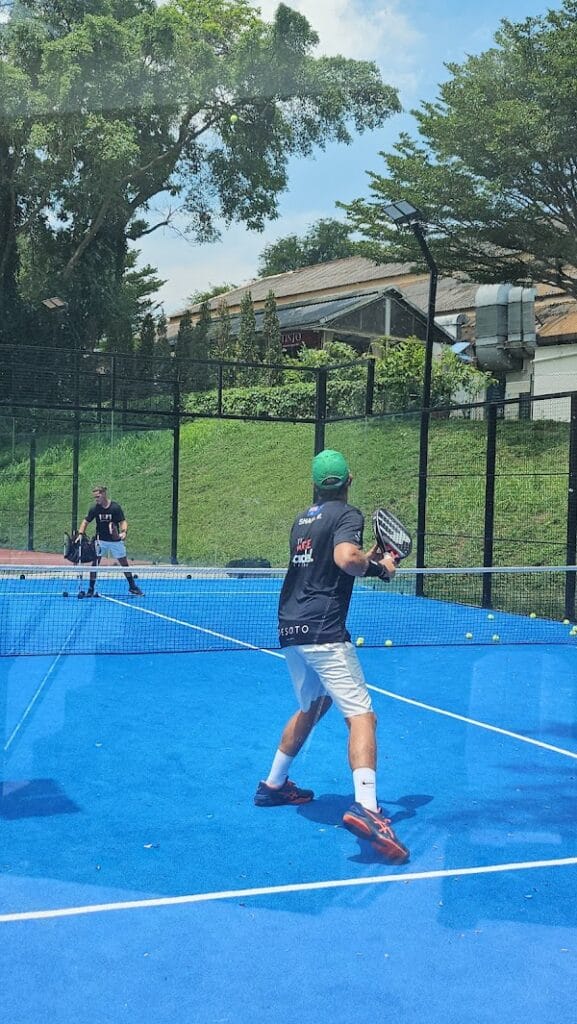 The Cage Padel Tribe