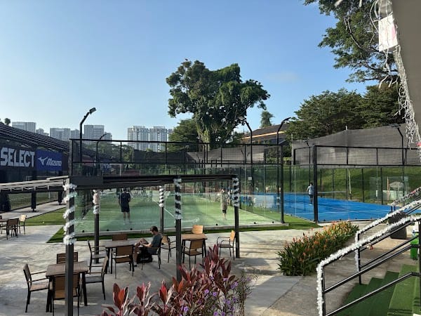 The Cage Padel Tribe