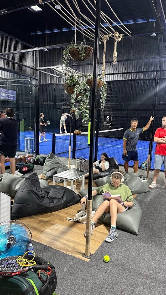Kross Padel Indoor Bangkok