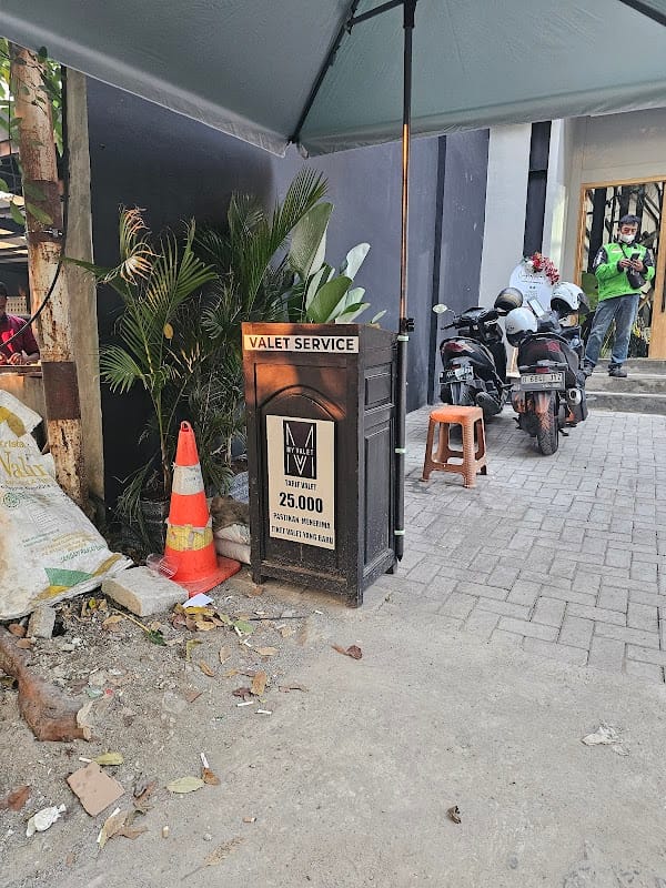 King Padel Kemang by Homeground