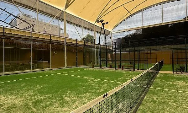 Padel Hive Pluit 2