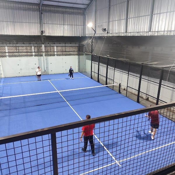 Naya Padel