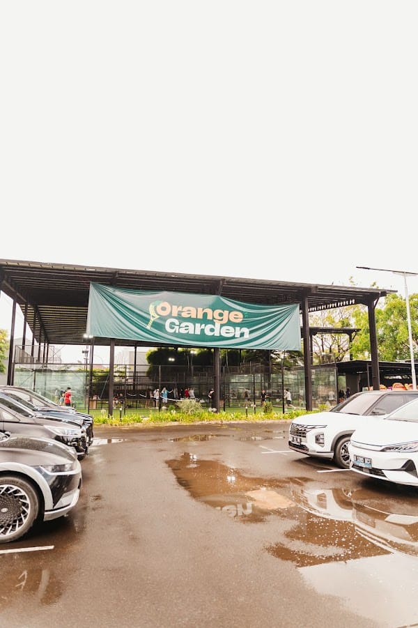 Orange Garden Padel
