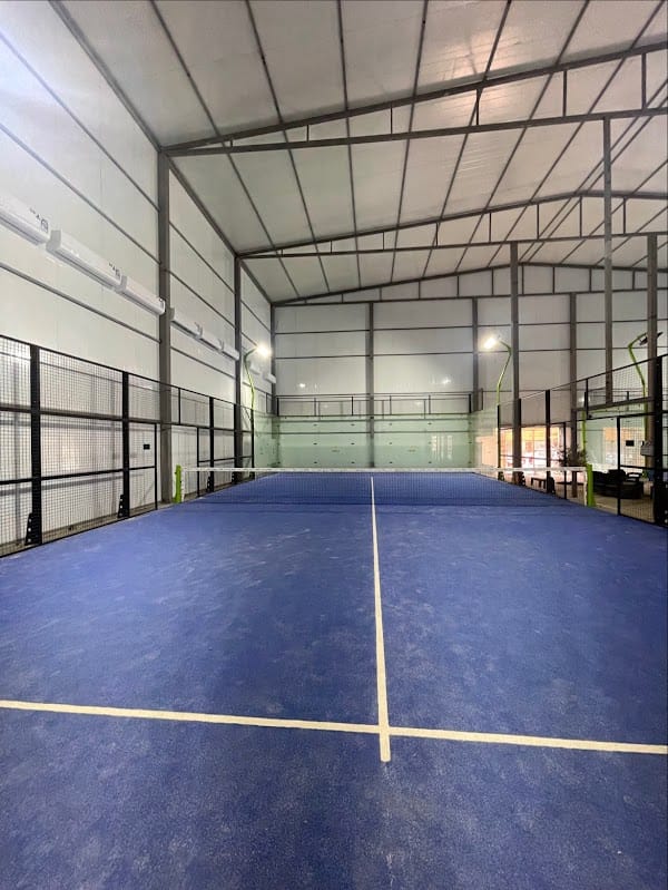 Hawally Padel – Padel Plus court