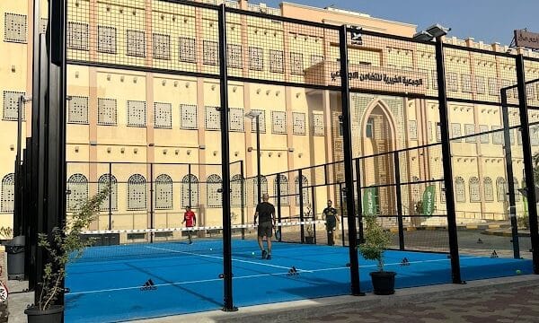 Pro padel courts