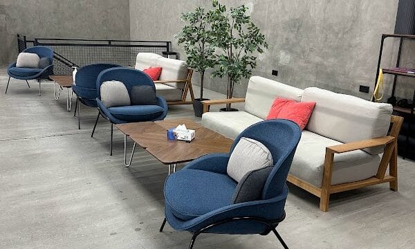 Play Padel Academy | Padel Court and Training Sessions