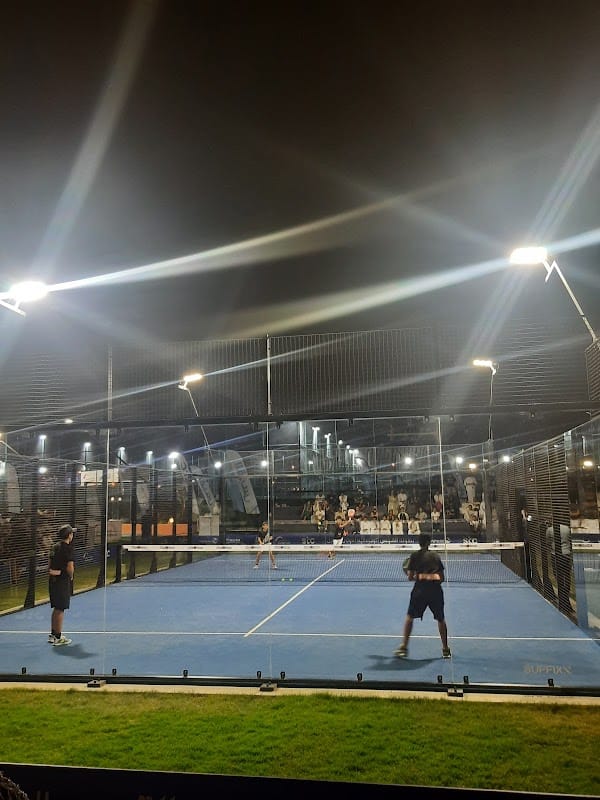 Play Padel Academy | Padel Court and Training Sessions
