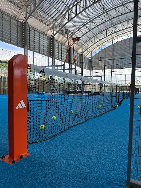 FifteenLove Tennis & Padel Club