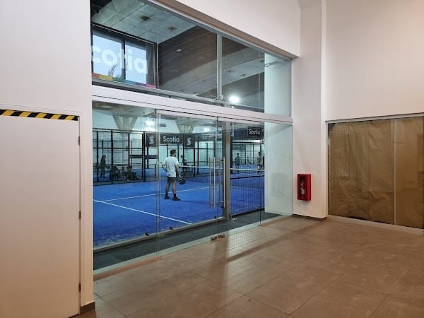 Pádel Sanhattan by Scotia