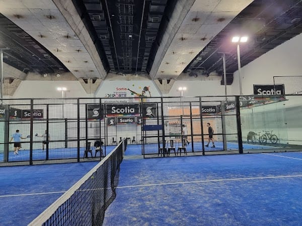 Pádel Sanhattan by Scotia