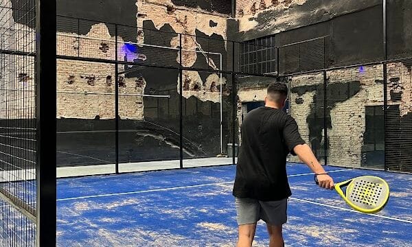 Hangar 2435 Club de Padel