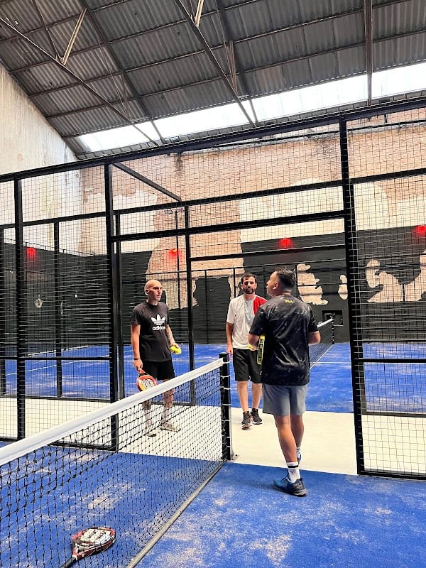 Hangar 2435 Club de Padel