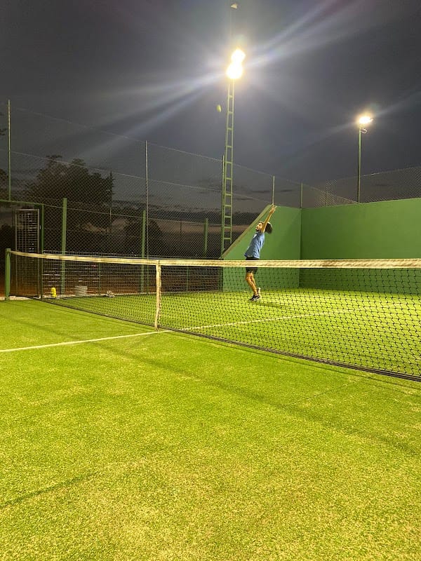 Acapulco Brubank Padel, Tenis & Fútbol Club
