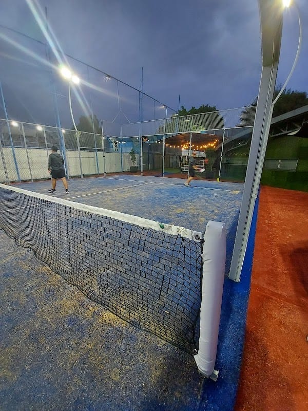 Mundo Padel Satélite