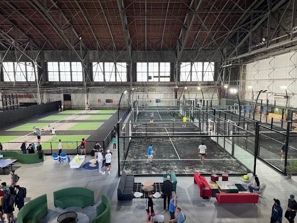 Bay Padel – Treasure Island