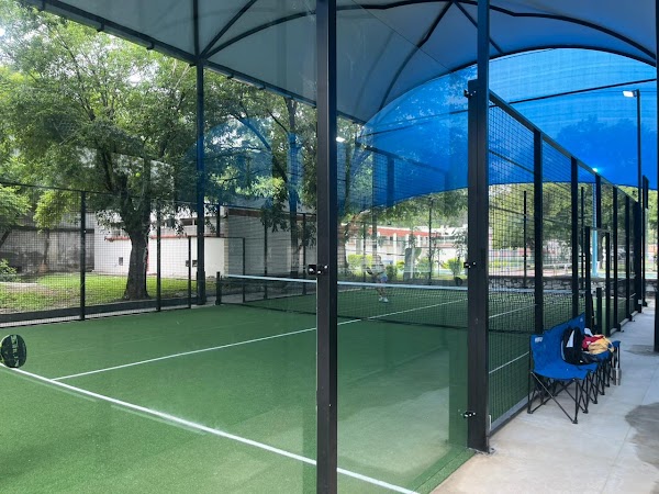 Let’s Padel Academy