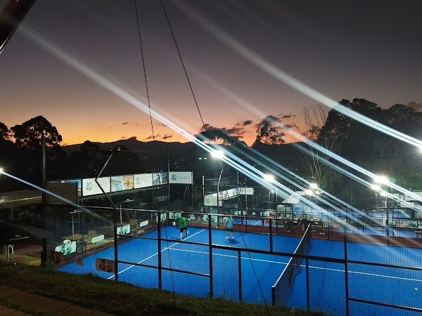 La Cancha Soccer & Padel