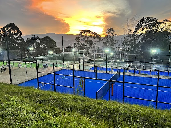 La Cancha Soccer & Padel