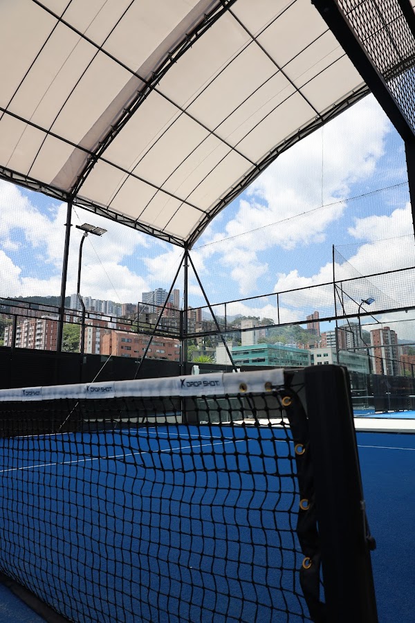 PADELHUB Premium Plaza