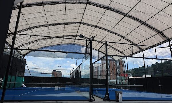 PADELHUB Premium Plaza