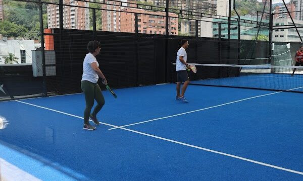 PADELHUB Premium Plaza