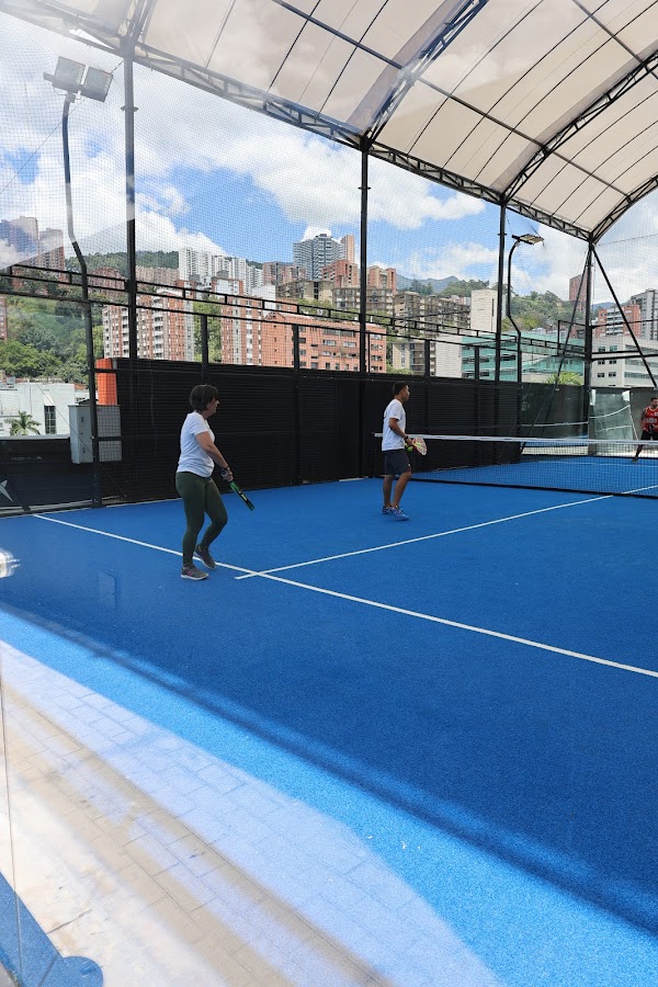 PADELHUB Premium Plaza