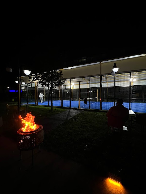 Modern padel