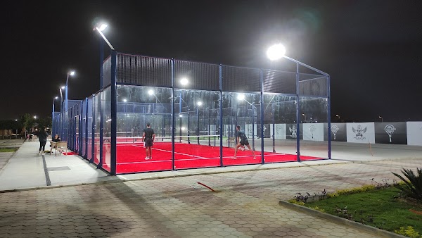 SR Padel Royal Club